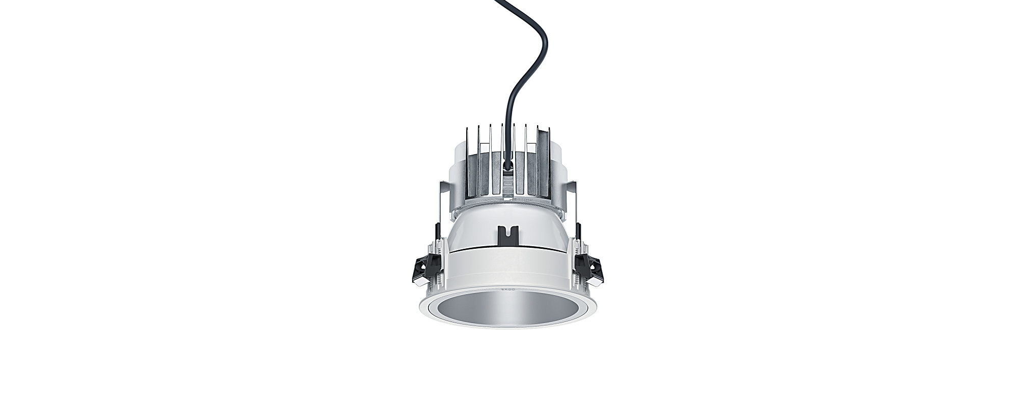ERCO Atrium double focus recessed luminaire for glare-free light in high rooms.