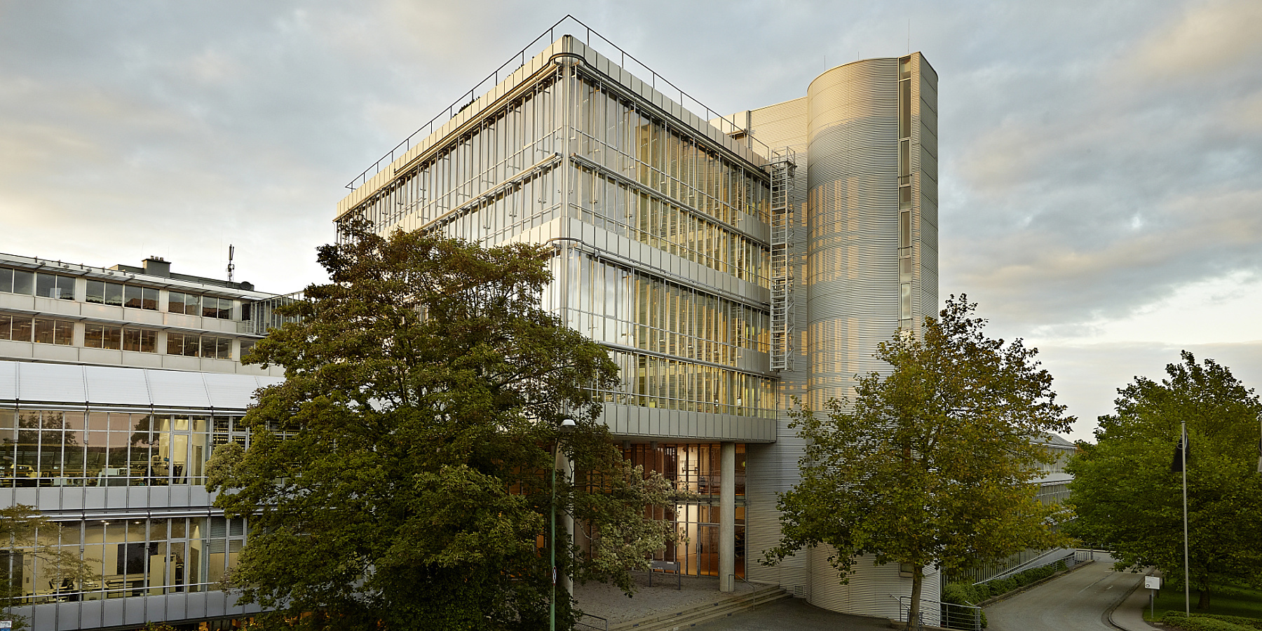 ERCO corporate building showcasing architectural lighting solutions for workspaces.