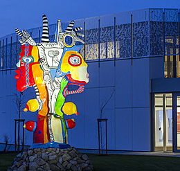Museums: Light in the outdoor area