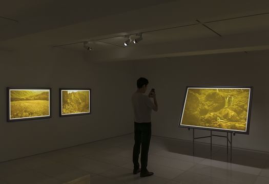 ERCO Jilly downlights illuminate art at Arario Gallery, Seoul.
