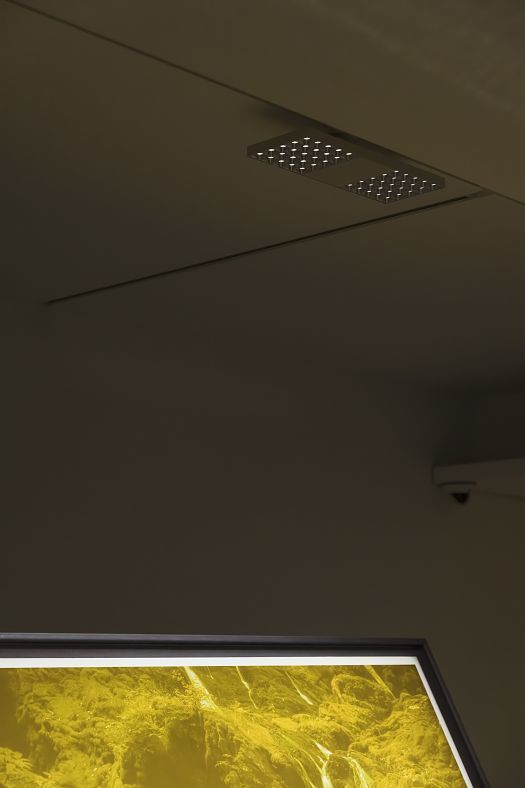 ERCO Jilly downlights providing accent lighting in Arario Gallery, Seoul.