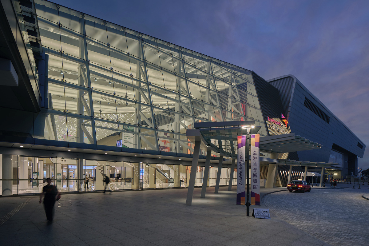 Asia World-Expo East Entrance Lobby illuminated by ERCO Kona floodlights.