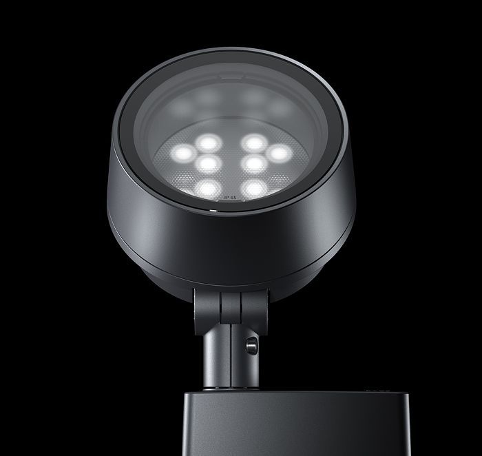ERCO LED projector for accentuating sculptures and monuments in outdoor environments.