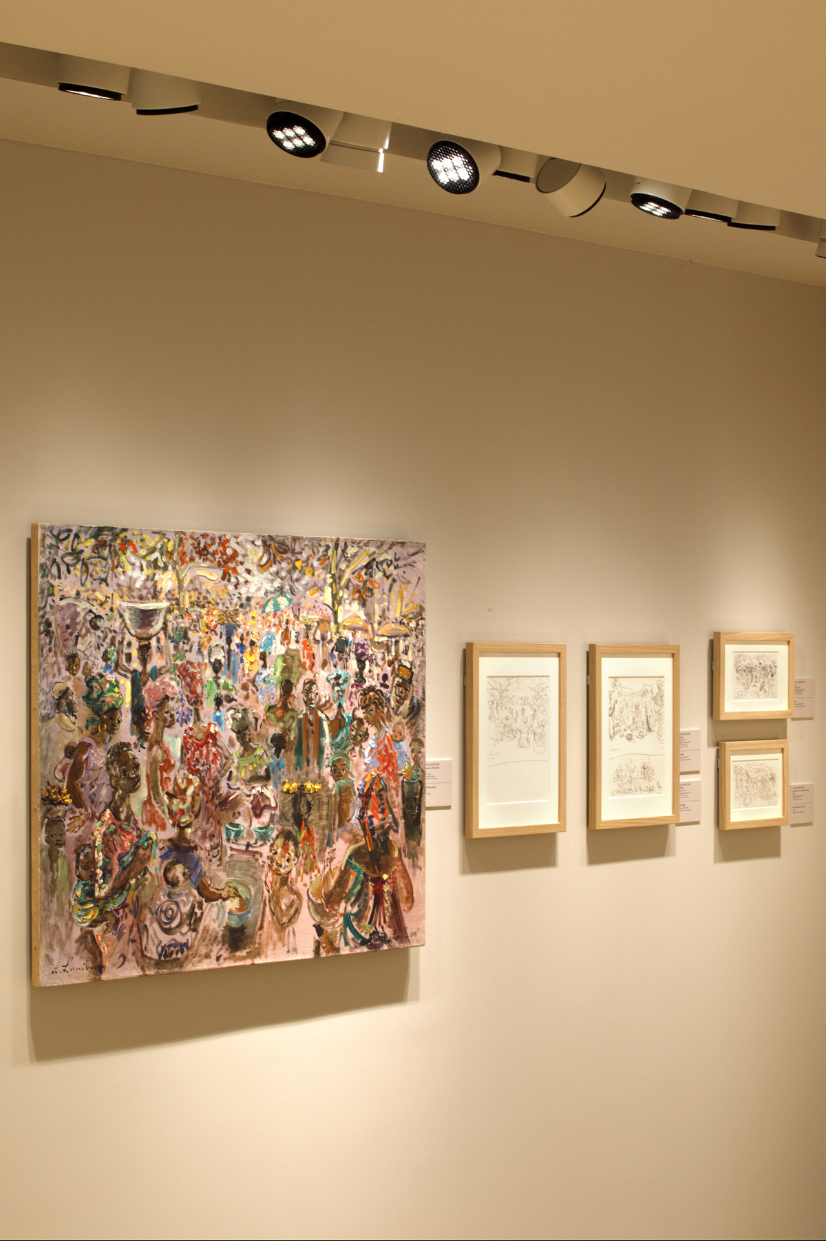 ERCO Parscan spotlights illuminate artwork at Les Franciscaines, Deauville.