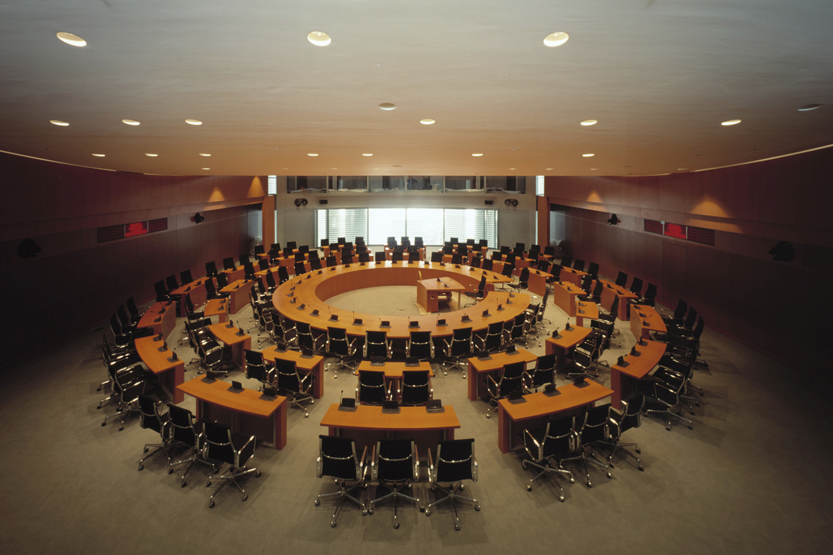 Conference room with Lightcast LED recessed luminaires for high visual comfort and energy efficiency.