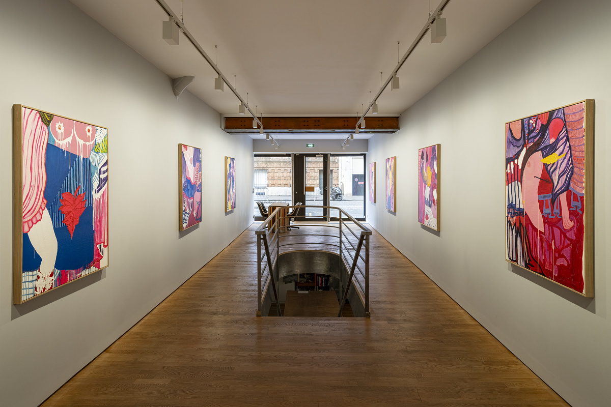 ERCO LED lighting at Lilia Ben Salah Gallery, Paris, illuminating art exhibitions.