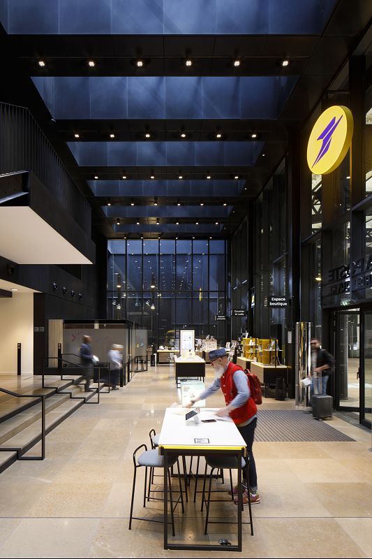 ERCO LED spotlights providing accent lighting in the Louvre Post Office, Paris.