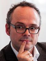 Portrait of Martin Krautter, freelance author for ERCO, writing about lighting design.