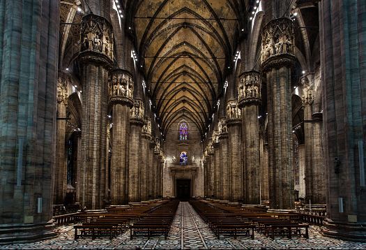 Interior of Milan Cathedral featuring ERCO LED lighting, highlighting the Gothic architecture.