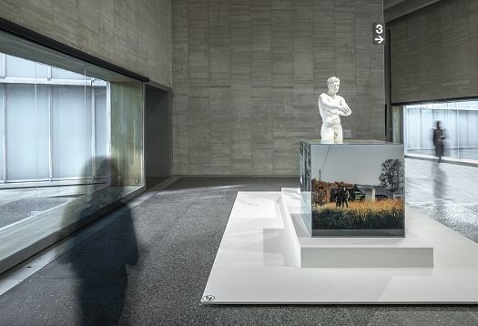 LED lighting at Museo Musac, León: Sculpture and artwork illuminated by ERCO spotlights.