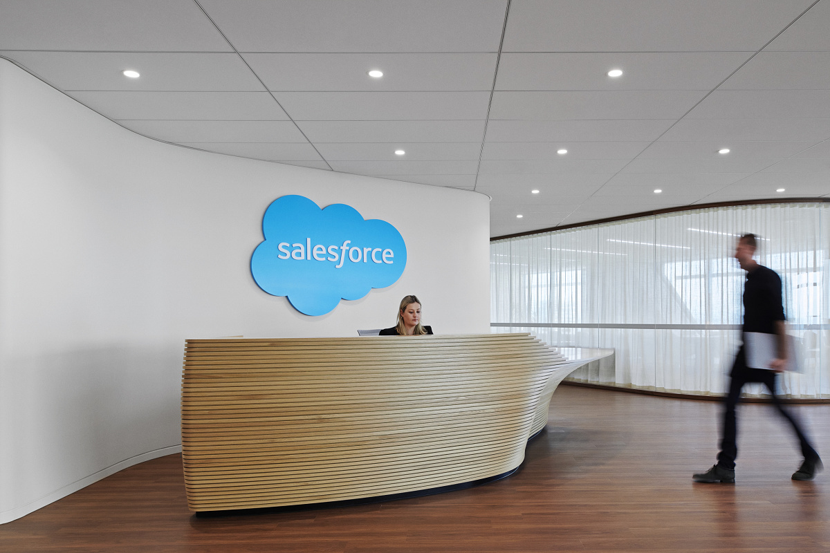 SalesForce Sydney office reception area featuring ERCO tunable white downlights.