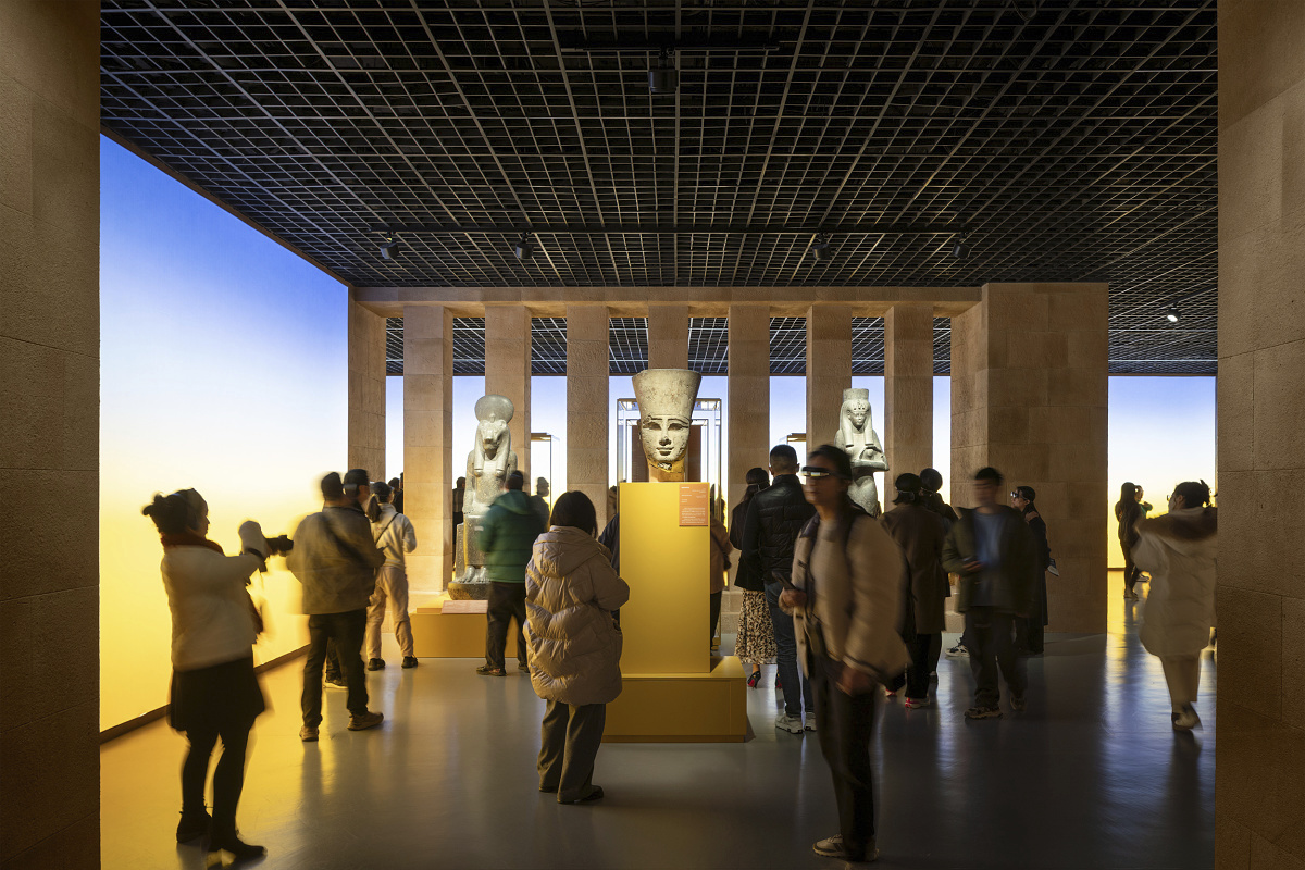 Egyptian artifacts at Shanghai Museum, illuminated by ERCO LEDs for preservation and display.
