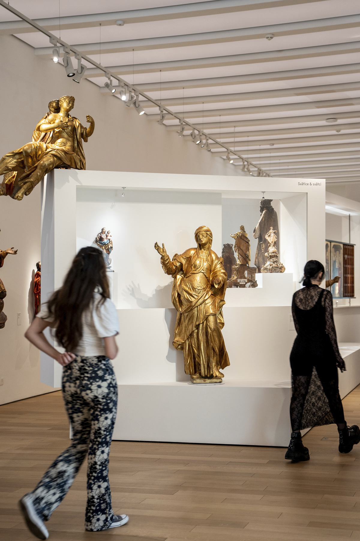 ERCO Eclipse spotlights illuminate golden statues at the Slovak National Gallery.