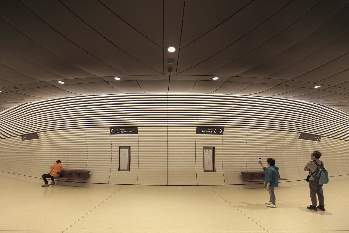 ERCO Downlights provide uniform lighting at Gadigal Metro Station, Sydney.