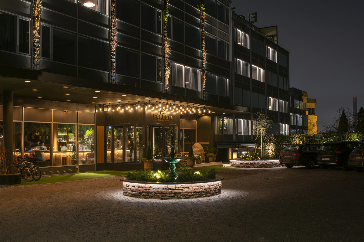 Hotel Villa Foresta in Stockholm featuring atmospheric ERCO LED lighting.